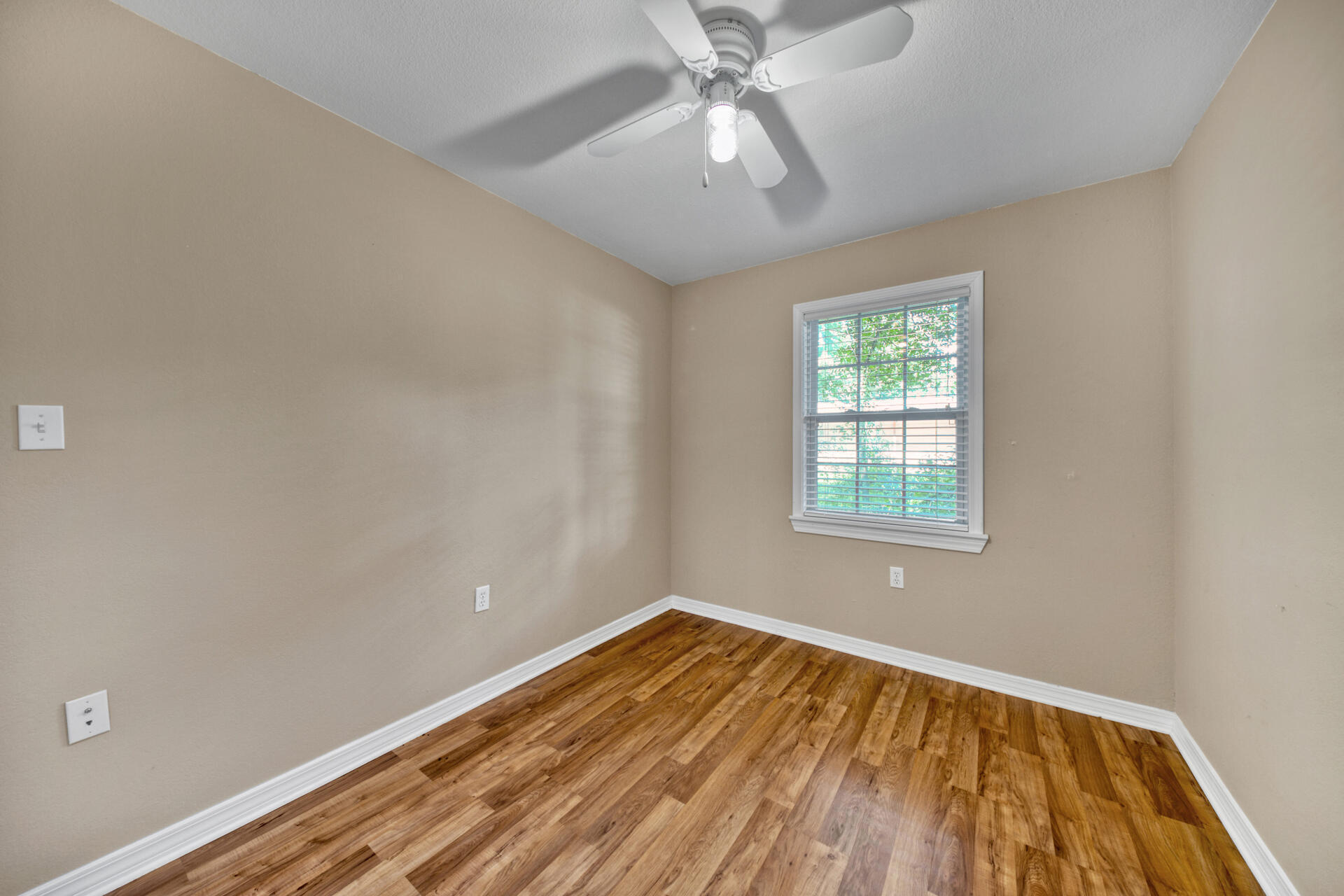 SO RANG 24 (242000.00) - Residential