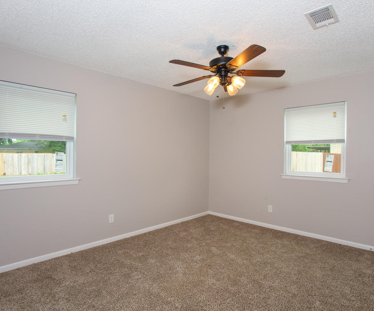 MYRTLE GROVE WEST - Residential