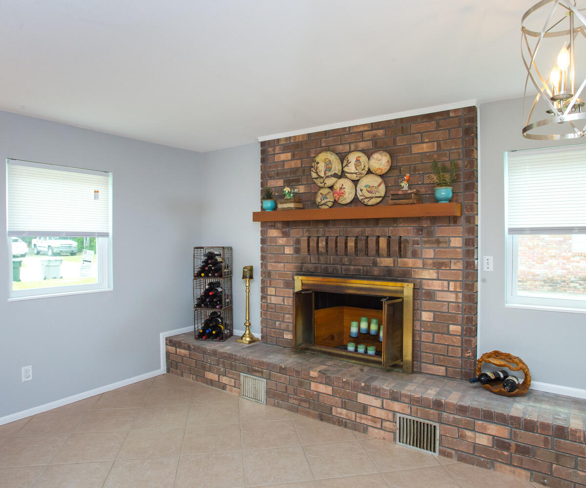 MYRTLE GROVE WEST - Residential