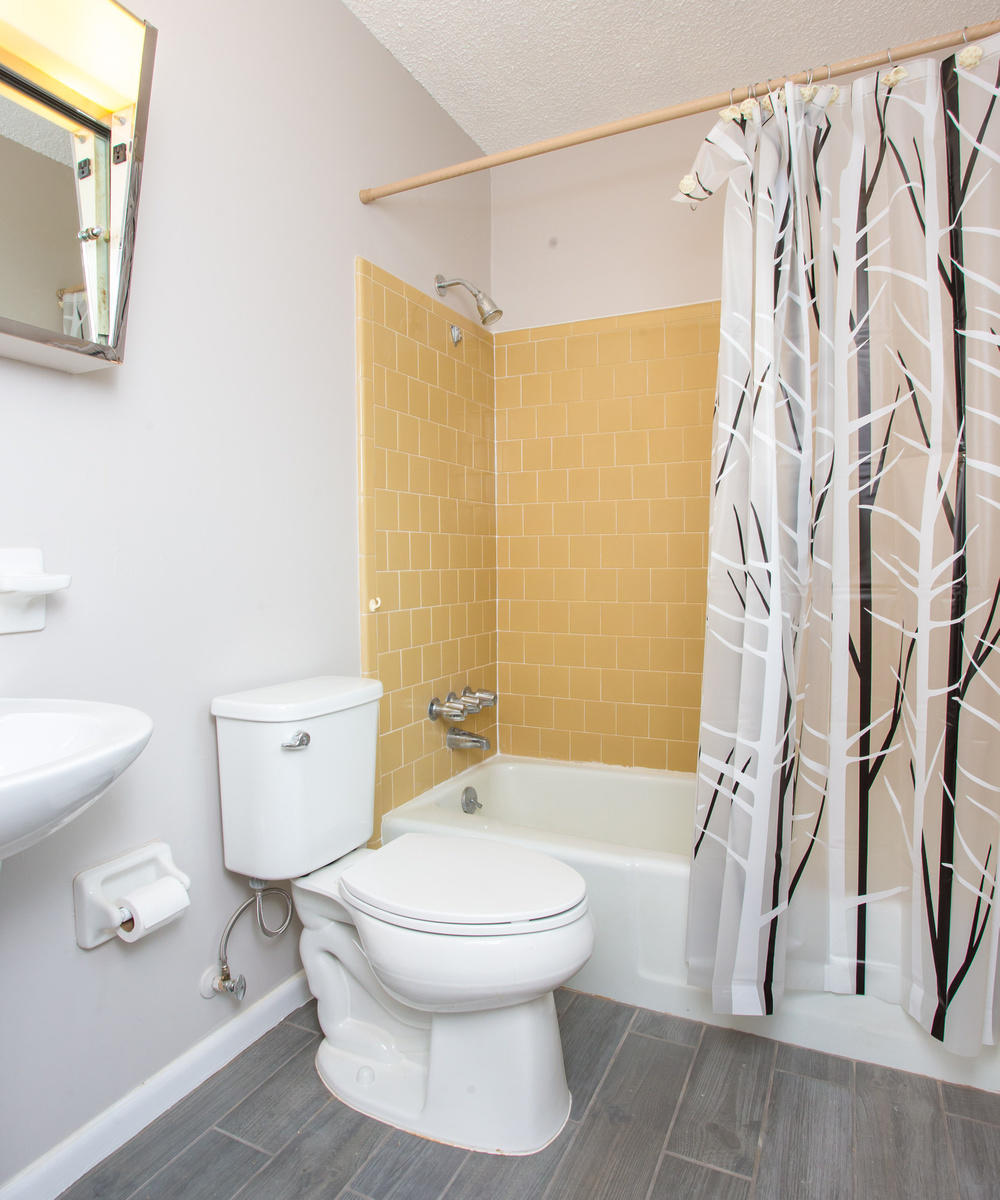 MYRTLE GROVE WEST - Residential