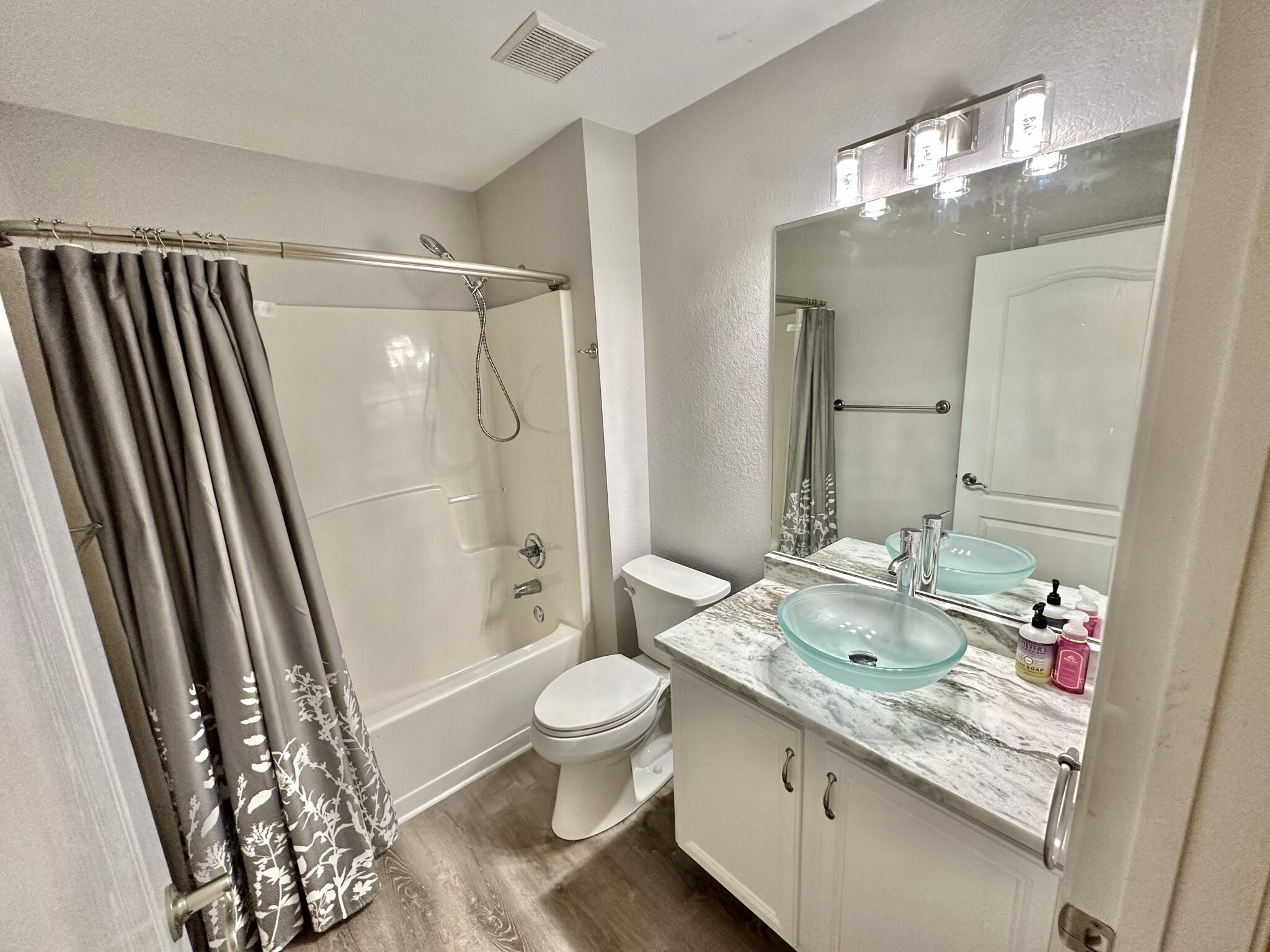 DRIFTWOOD ESTATES 1B - Residential