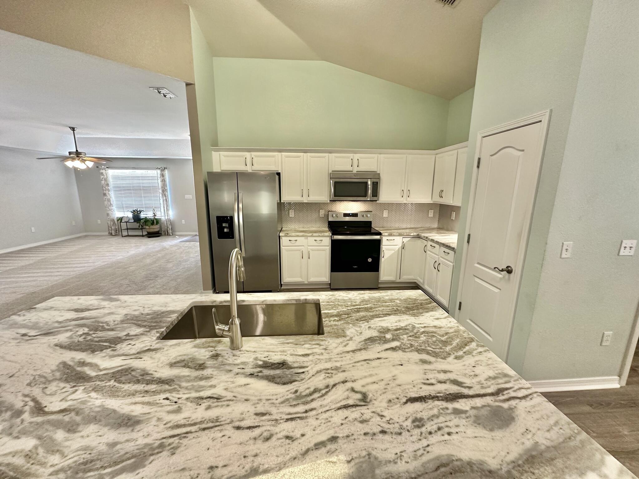 DRIFTWOOD ESTATES 1B - Residential