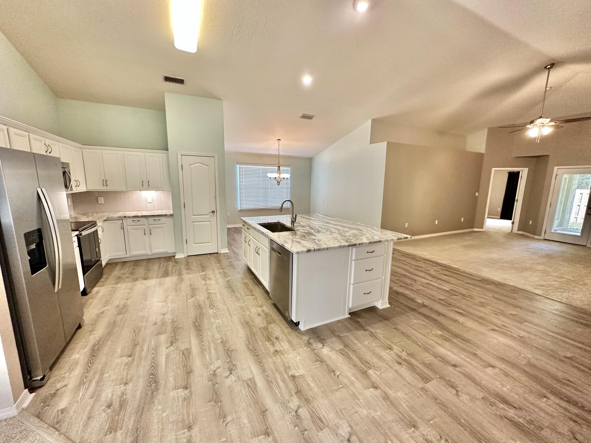 DRIFTWOOD ESTATES 1B - Residential