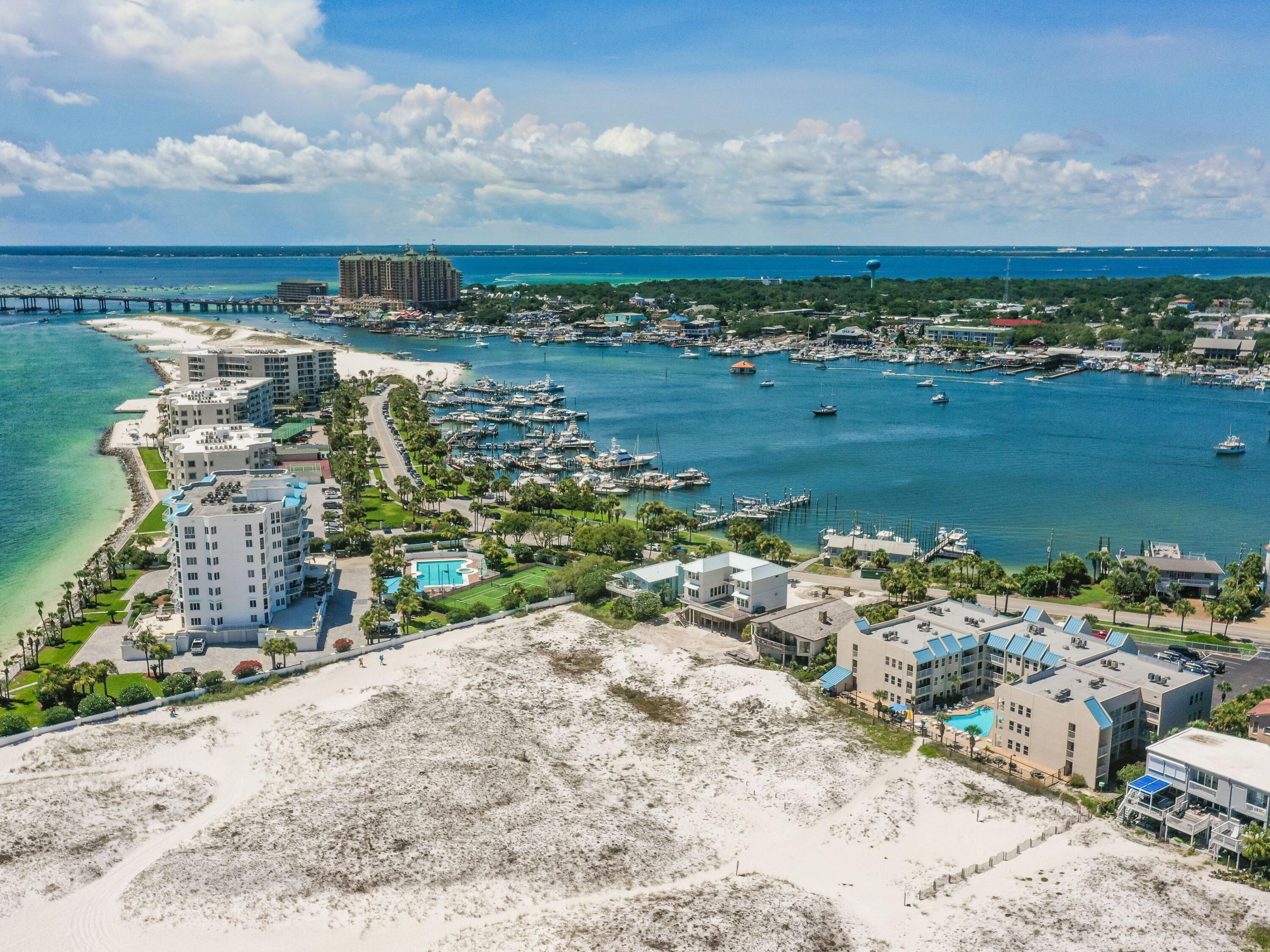 POOLSIDE VILLAS CONDO - Residential