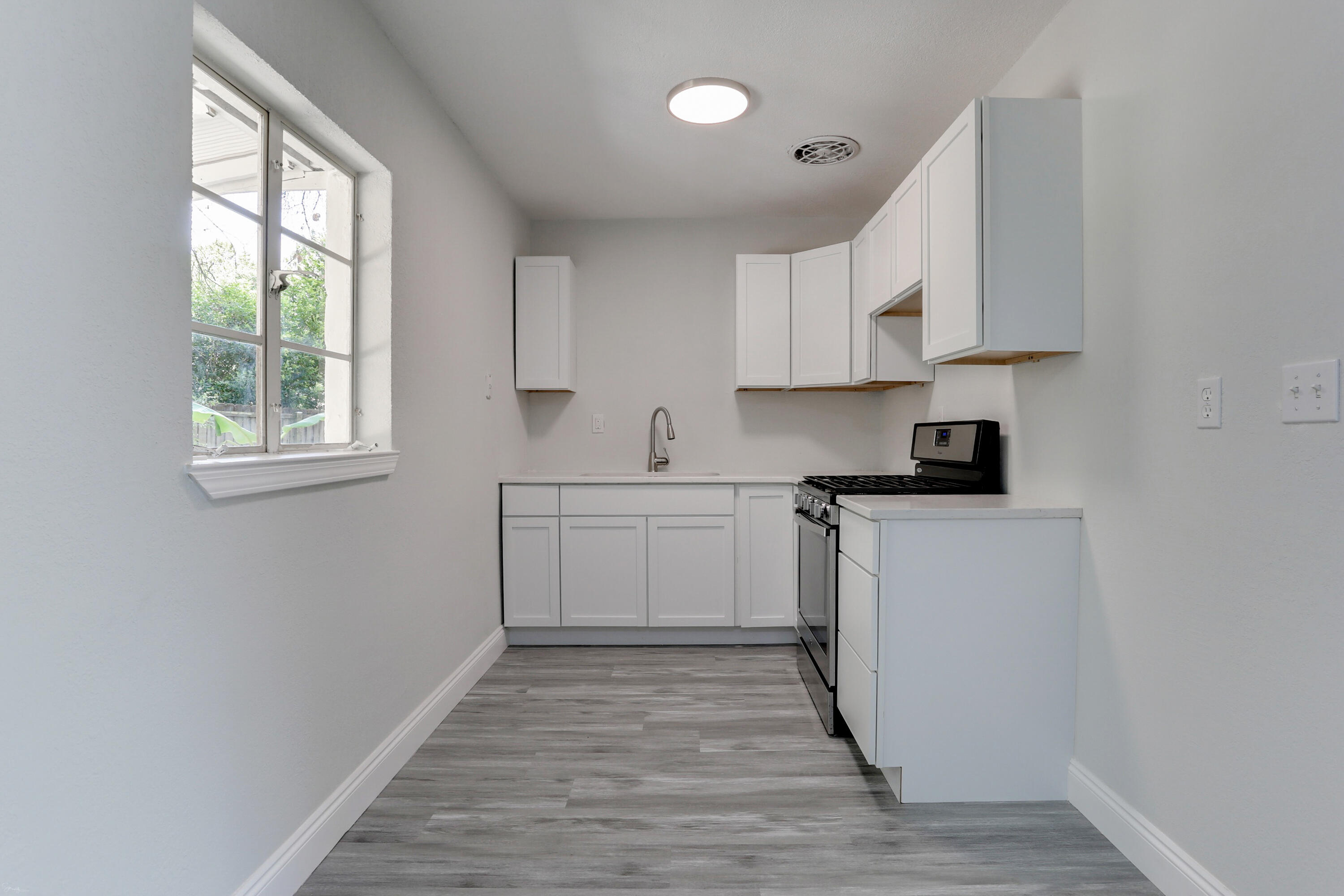 S/D Lot 15 Blk D - Residential