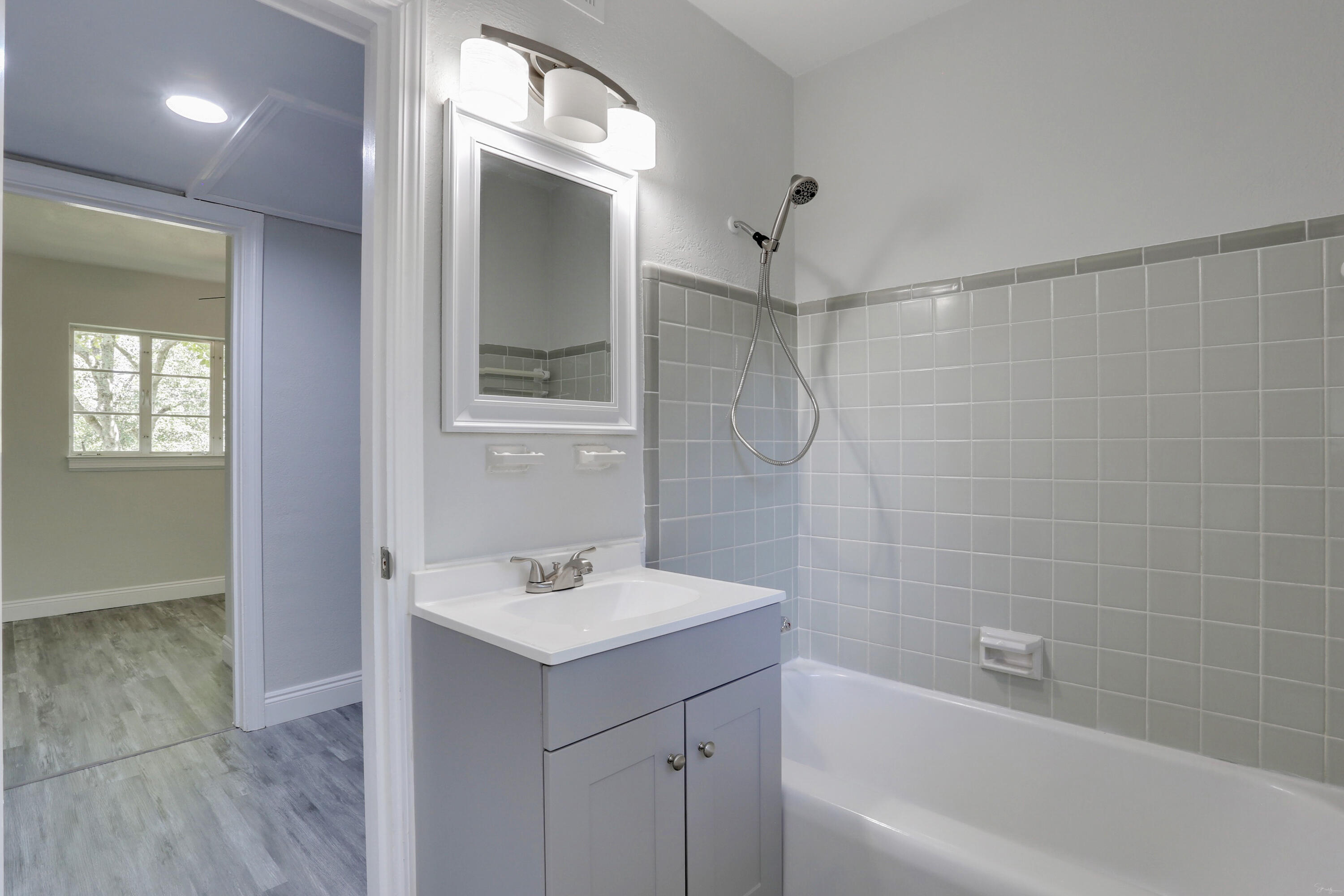 S/D Lot 15 Blk D - Residential