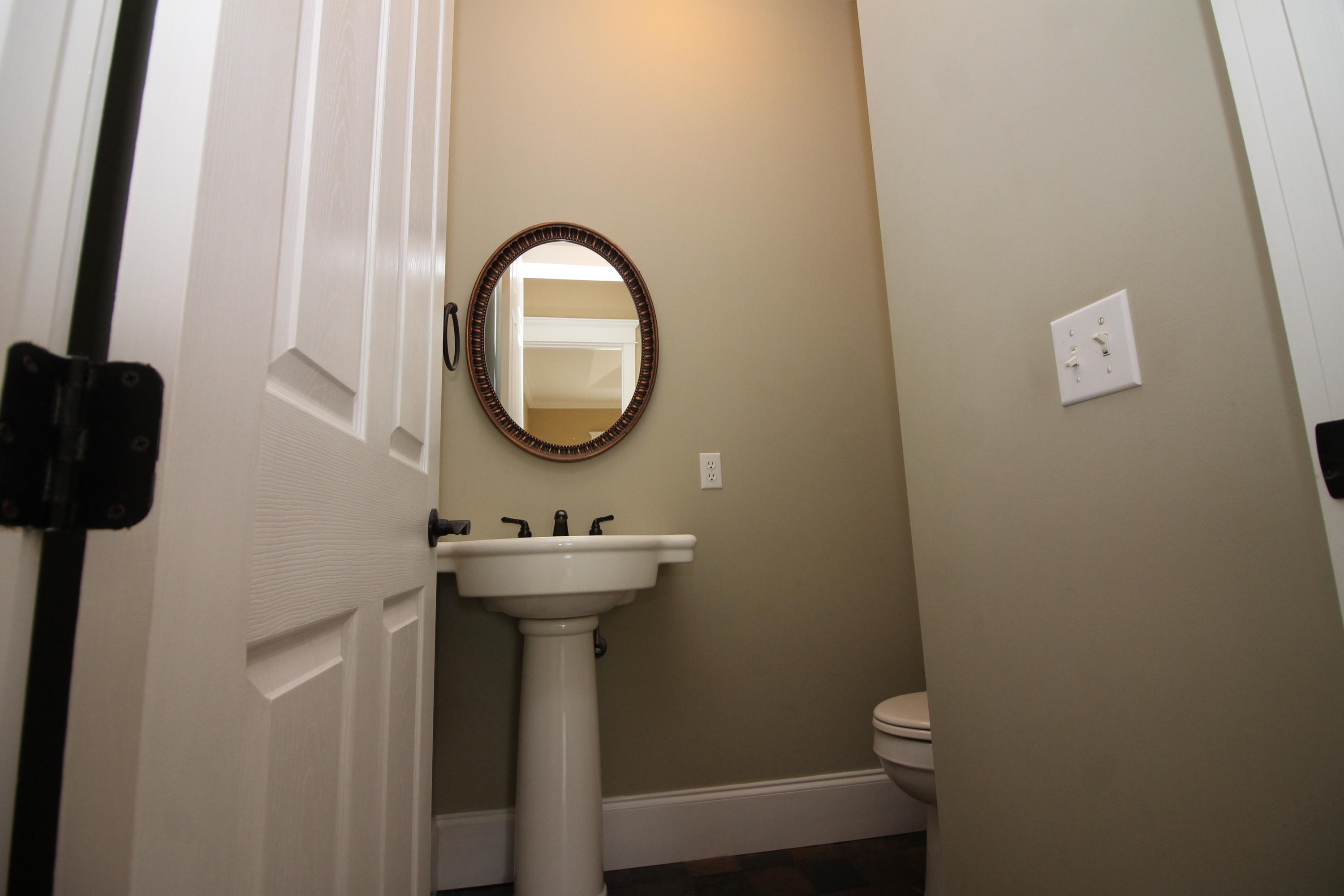 Kirkland Manor - Residential