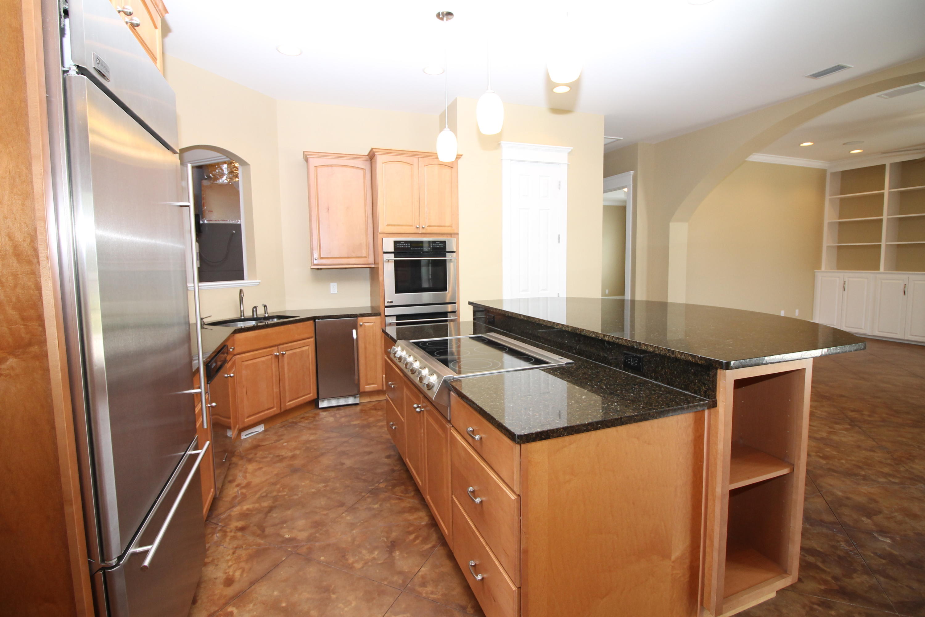 Kirkland Manor - Residential