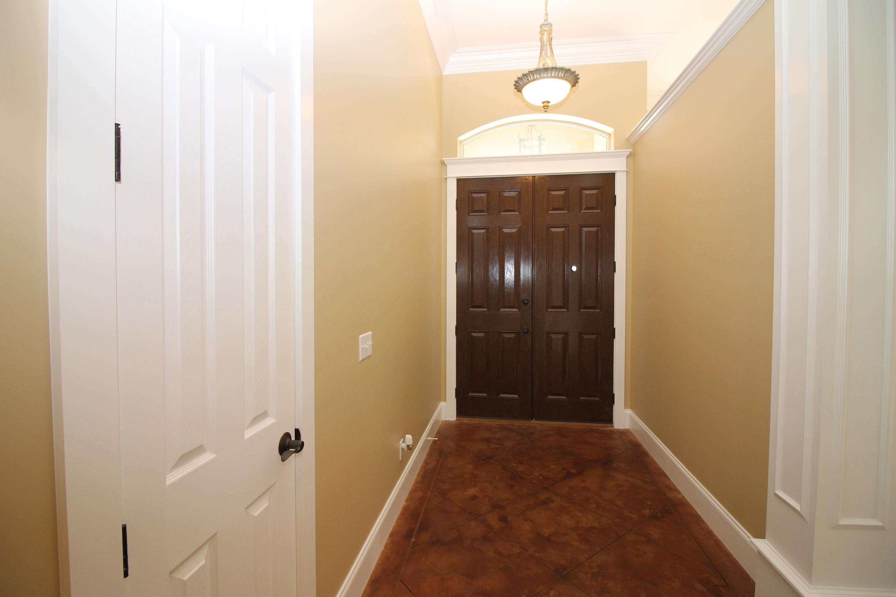 Kirkland Manor - Residential