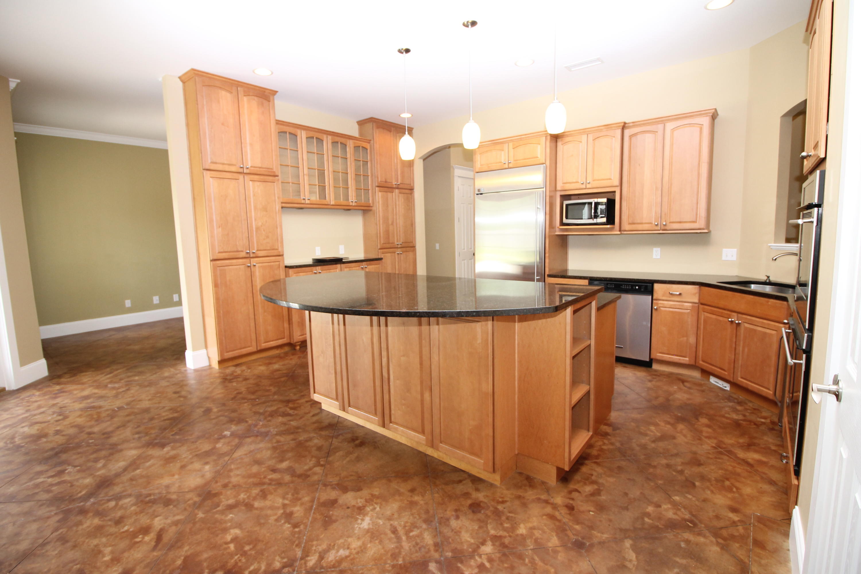 Kirkland Manor - Residential