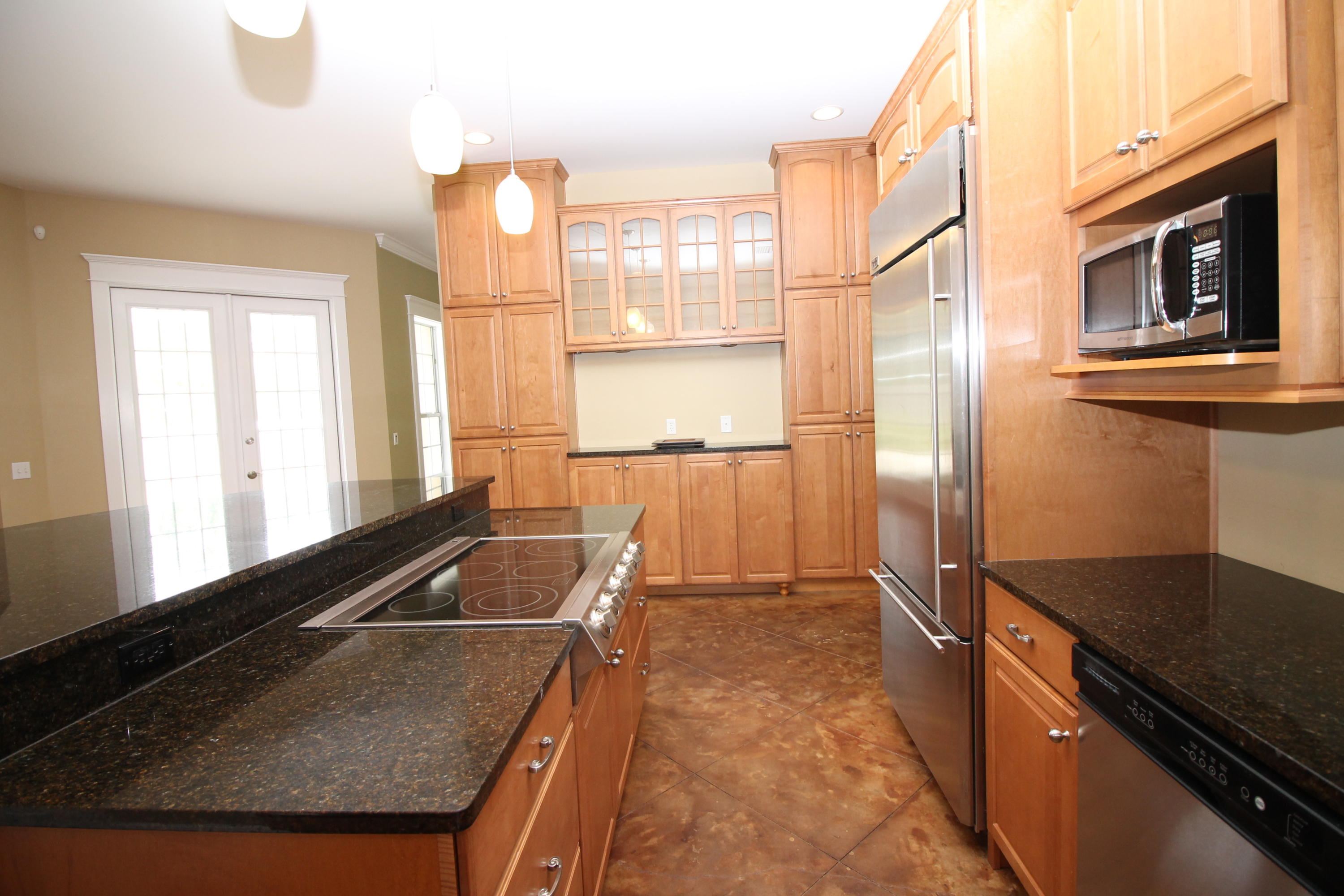 Kirkland Manor - Residential