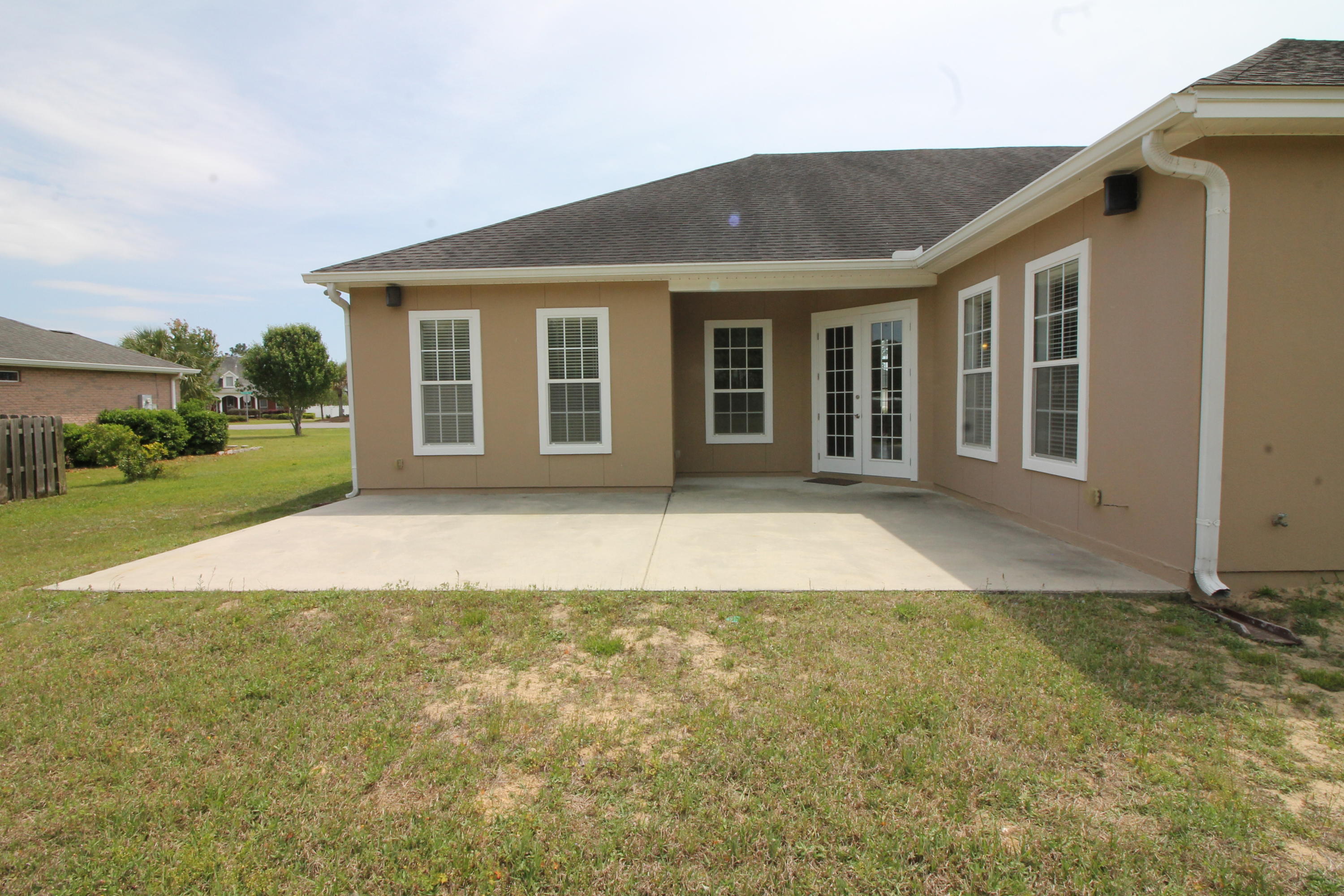 Kirkland Manor - Residential