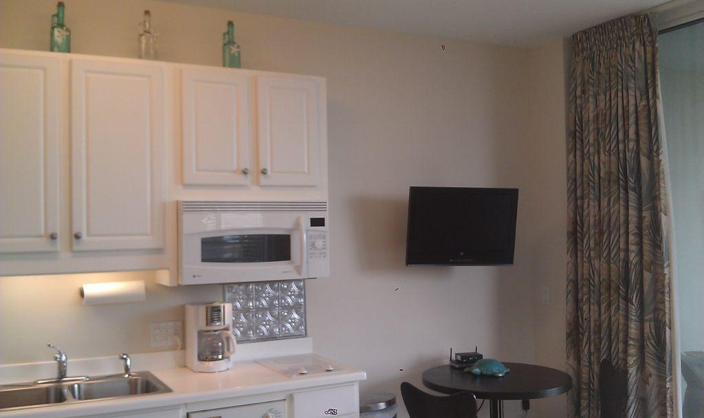 DESTIN WEST GULFSIDE VILLAS - Residential