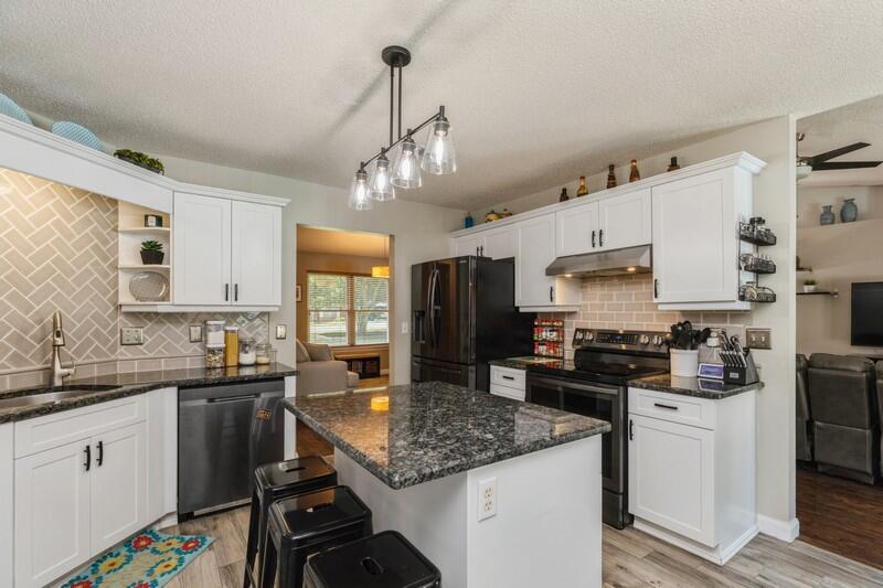 COUNTRYVIEW ESTATES 4TH ADDN PH 6 - Residential