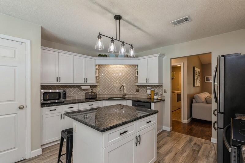 COUNTRYVIEW ESTATES 4TH ADDN PH 6 - Residential