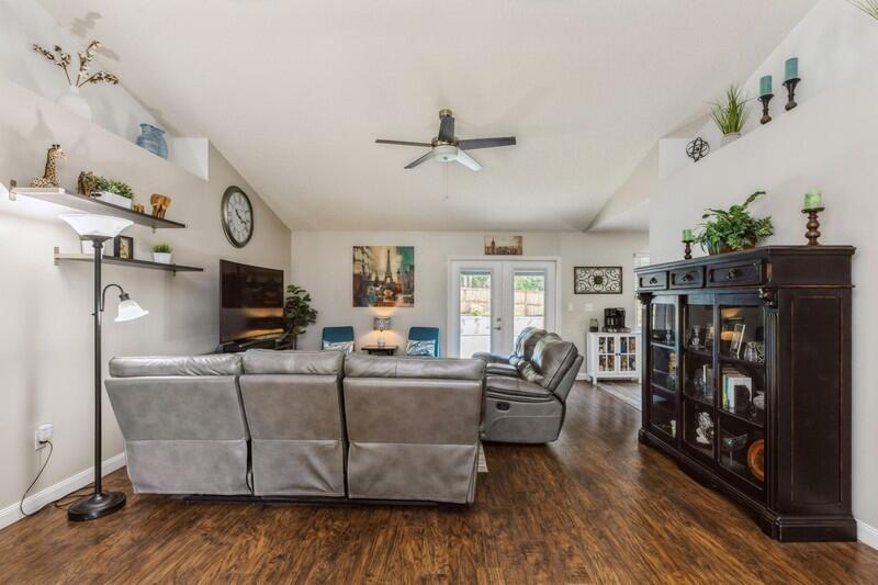 COUNTRYVIEW ESTATES 4TH ADDN PH 6 - Residential