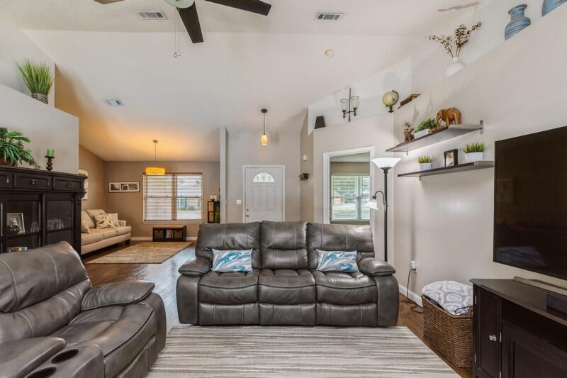 COUNTRYVIEW ESTATES 4TH ADDN PH 6 - Residential