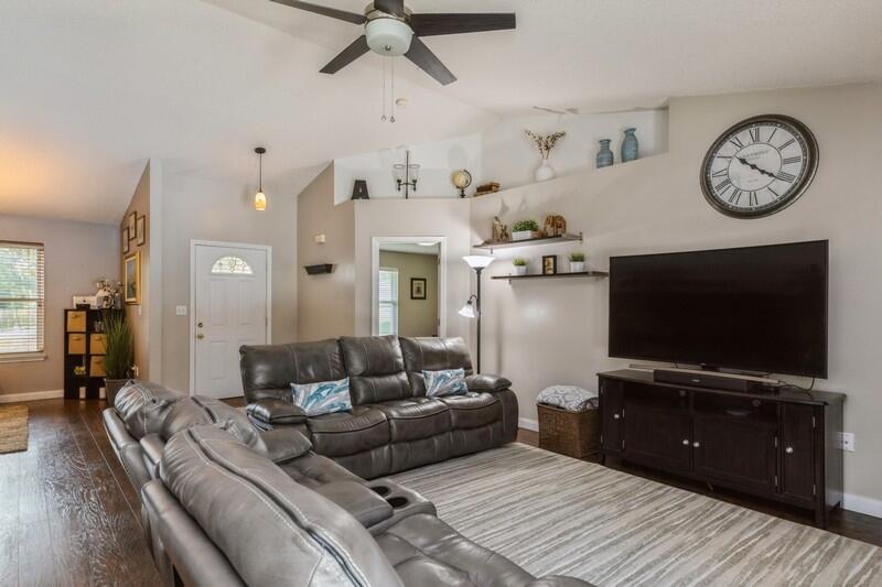 COUNTRYVIEW ESTATES 4TH ADDN PH 6 - Residential