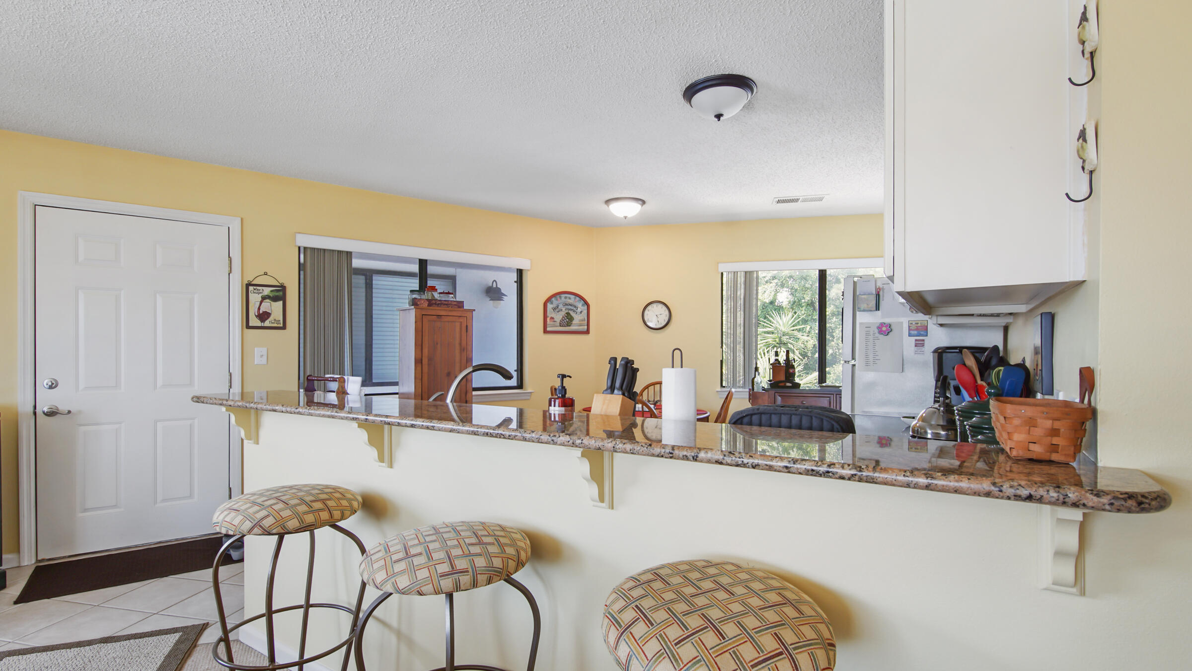 CRYSTAL VILLAGE 2 CONDO PH 2 - Residential