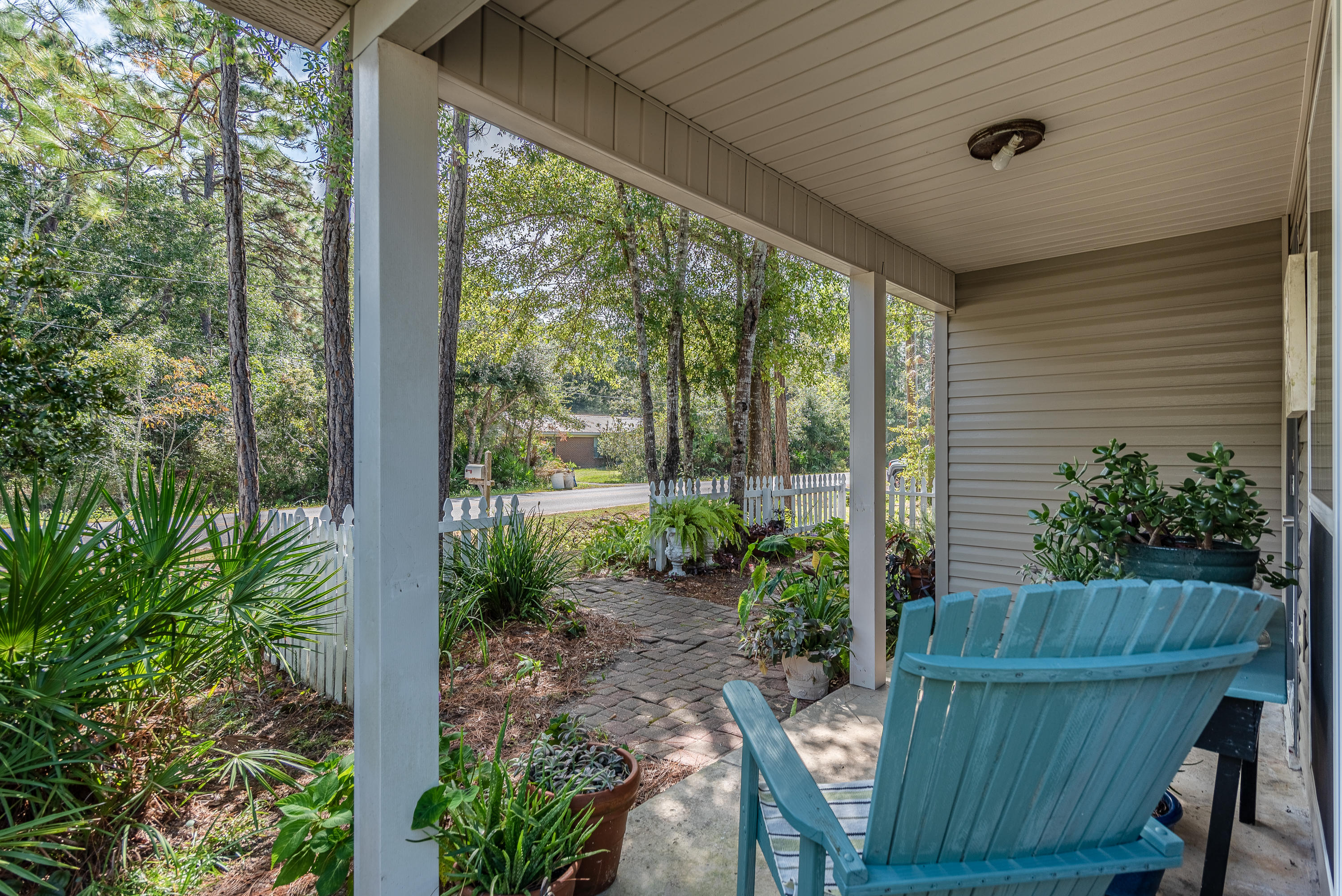 MAGNOLIA BEACH - Residential