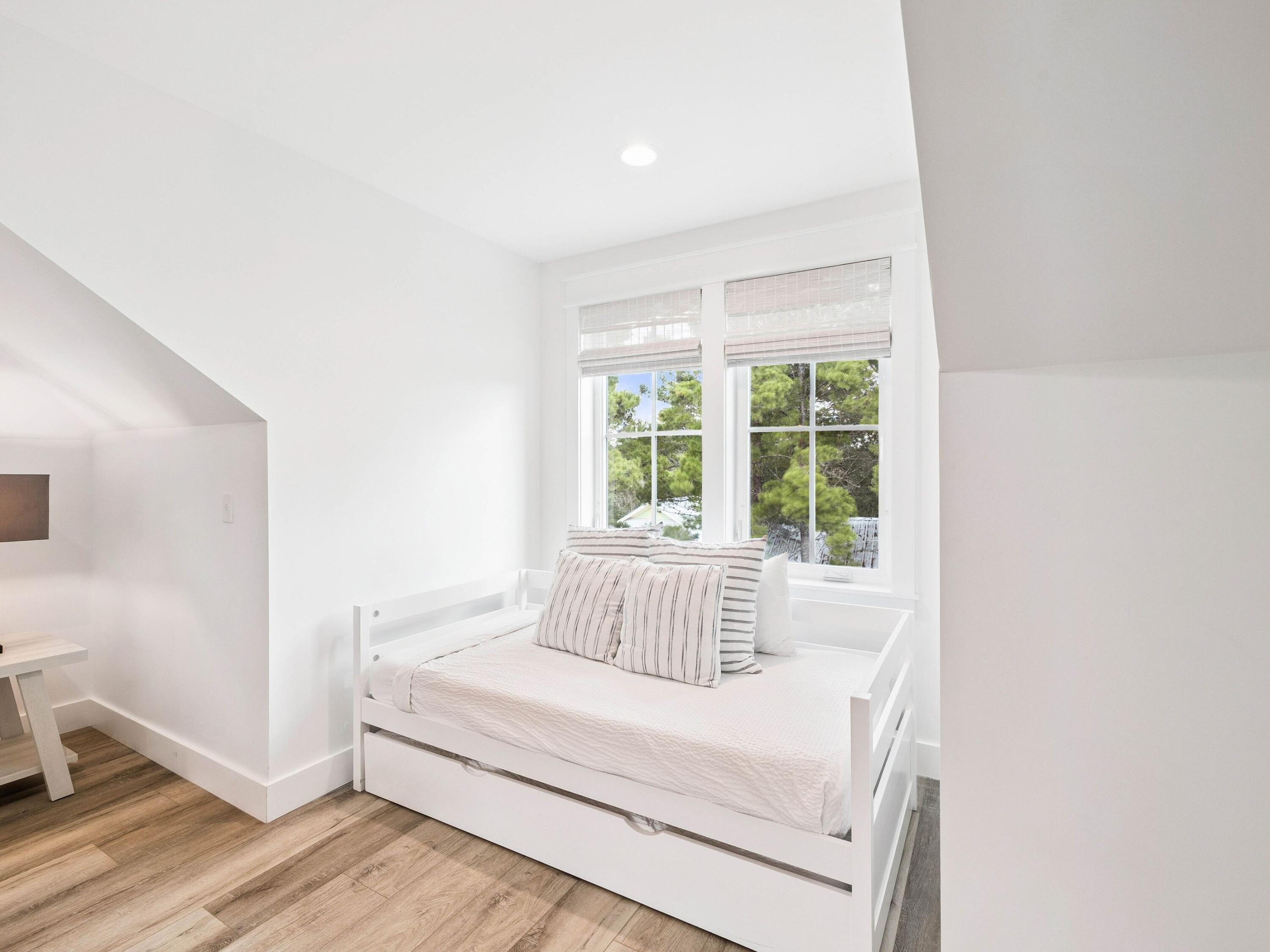 DALTON UNREC - Residential