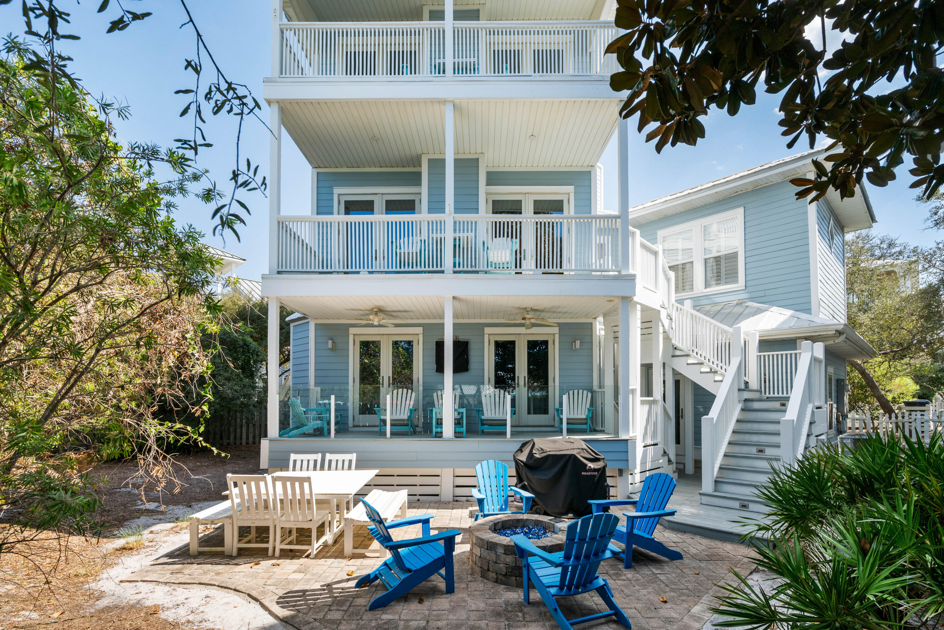 Old Florida Beach - Residential