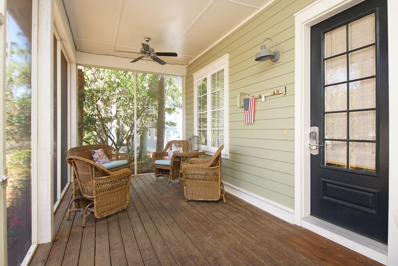 BUNGALOS AT SANDESTIN - Residential