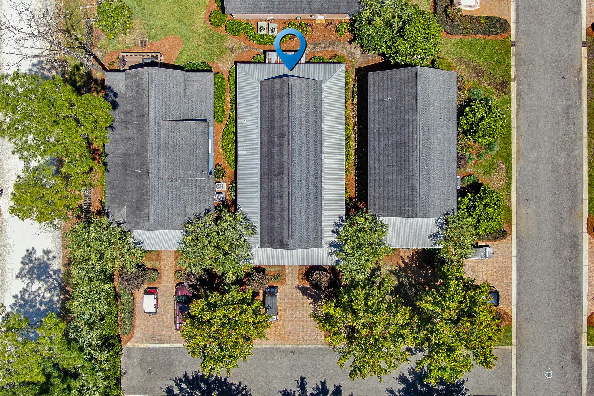 BUNGALOS AT SANDESTIN - Residential