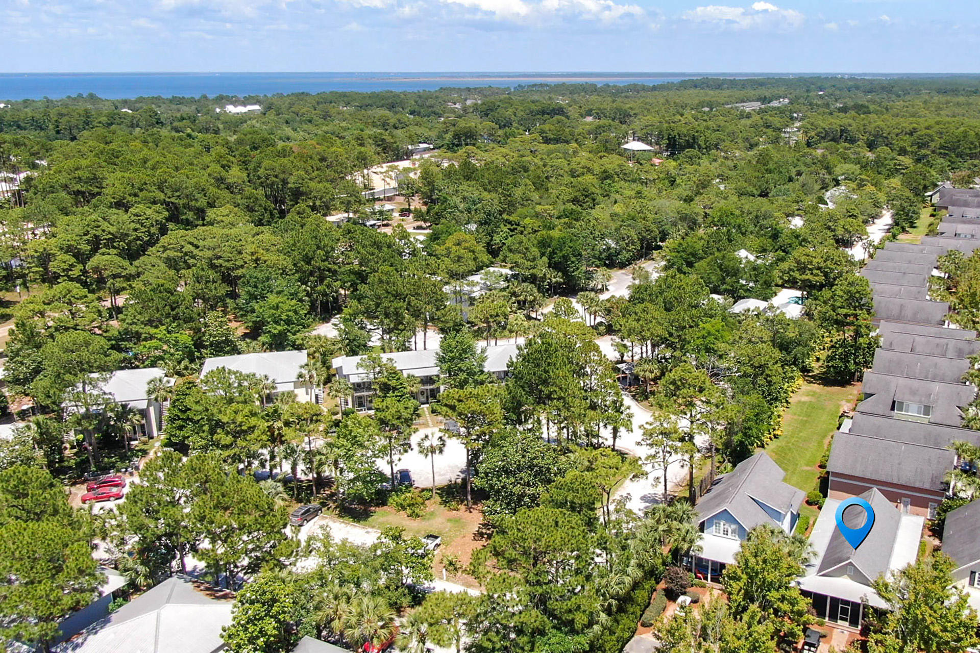 BUNGALOS AT SANDESTIN - Residential