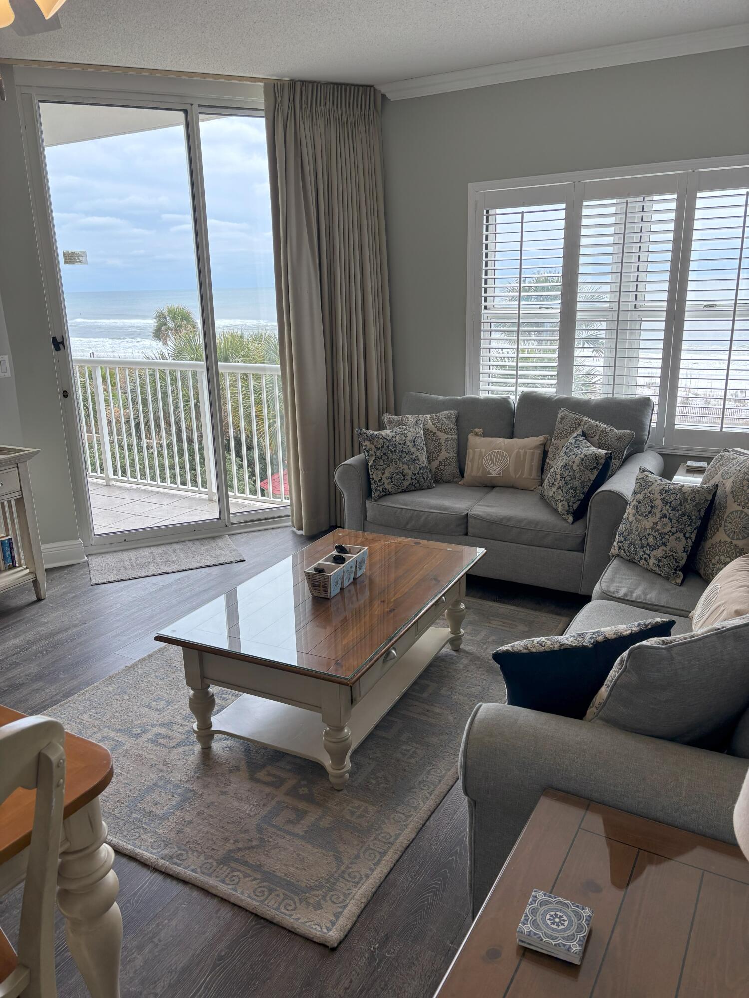 WATERS EDGE - Residential