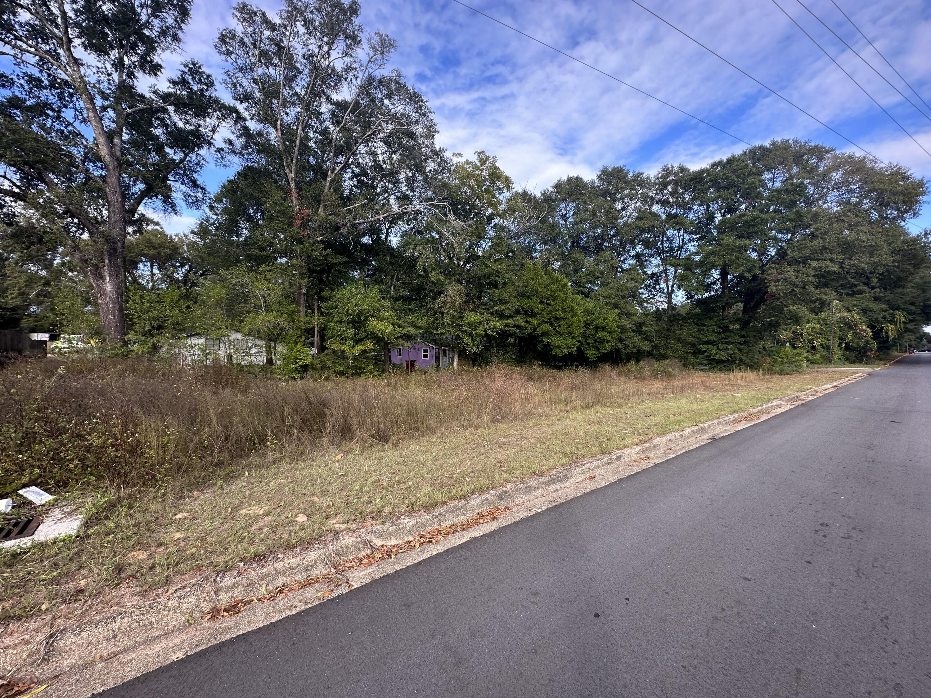 EDNEYS 3RD ADDN - Land