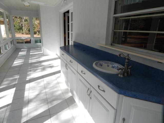 COUNTRY BREEZE EST LOT 1 - Residential