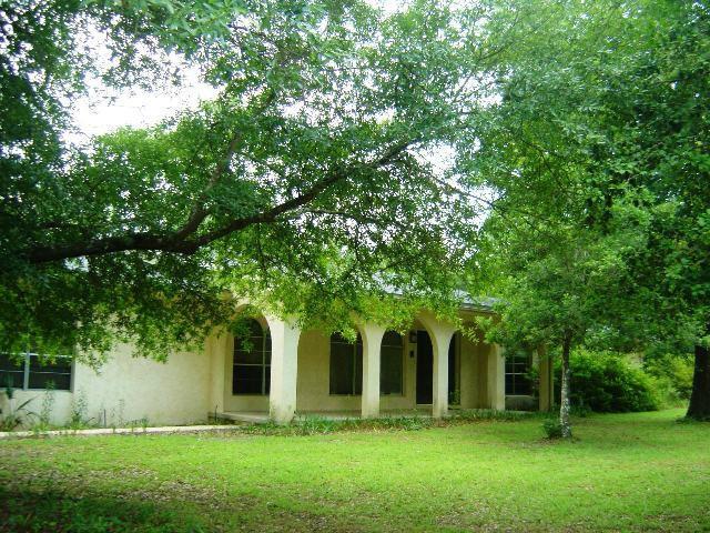 COUNTRY BREEZE EST LOT 1 - Residential