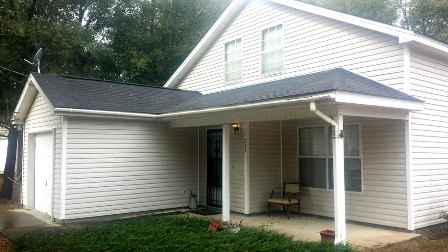 Nice home in the peaceful neighborhood of Timber Winds. With a little paint this house could be beautiful.Master bedroom downstairs with large master suite including large walk in closet. Tons of storage in this kitchen including walk in pantry and breakfast nook. Screened in back porch perfect for morning coffee. Owner will put a oven in or give an allowance for you to pick one out you like.