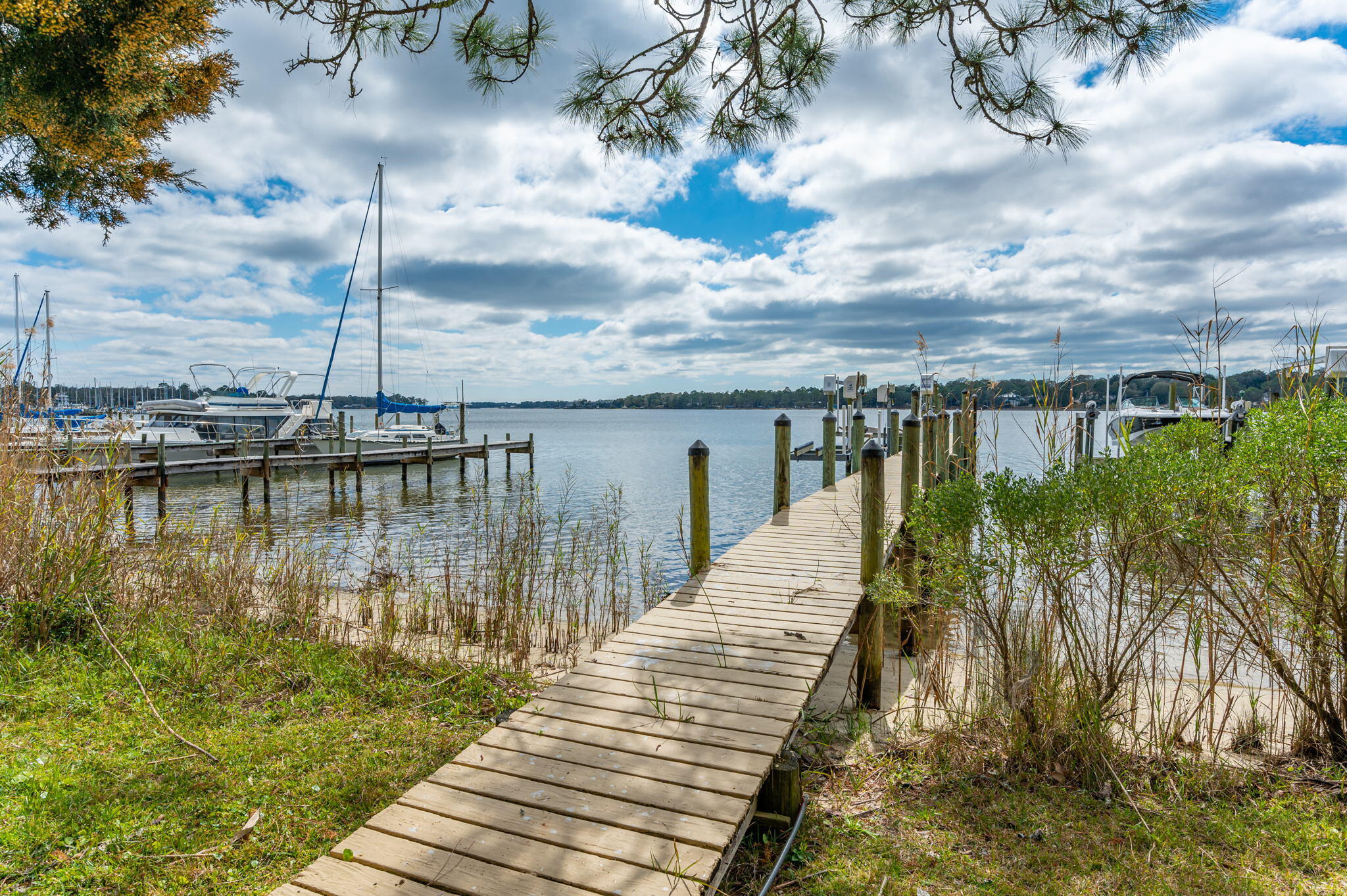 GRAND OAKS S/D - Residential