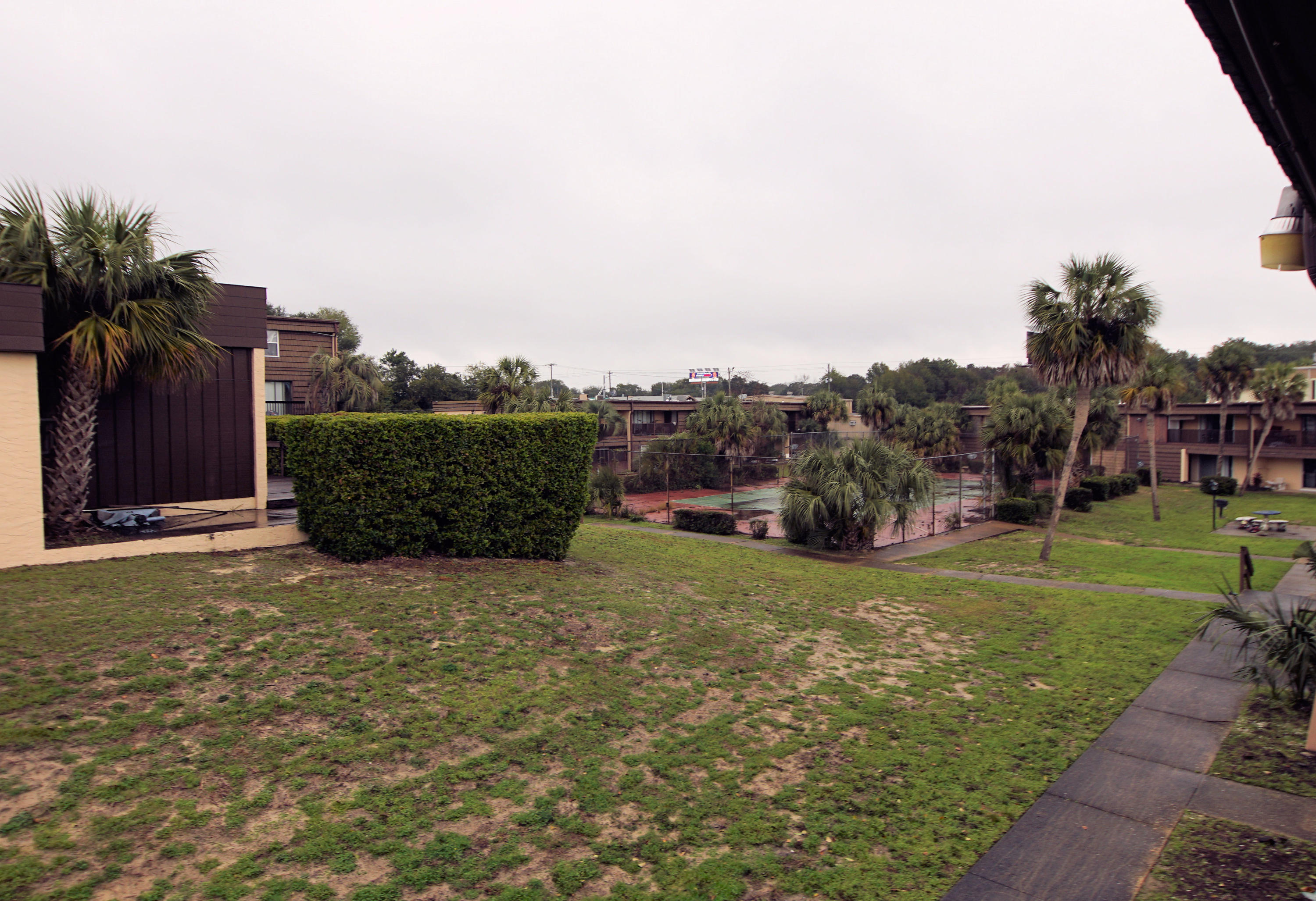 SPANISH VILLAS CONDO - Residential