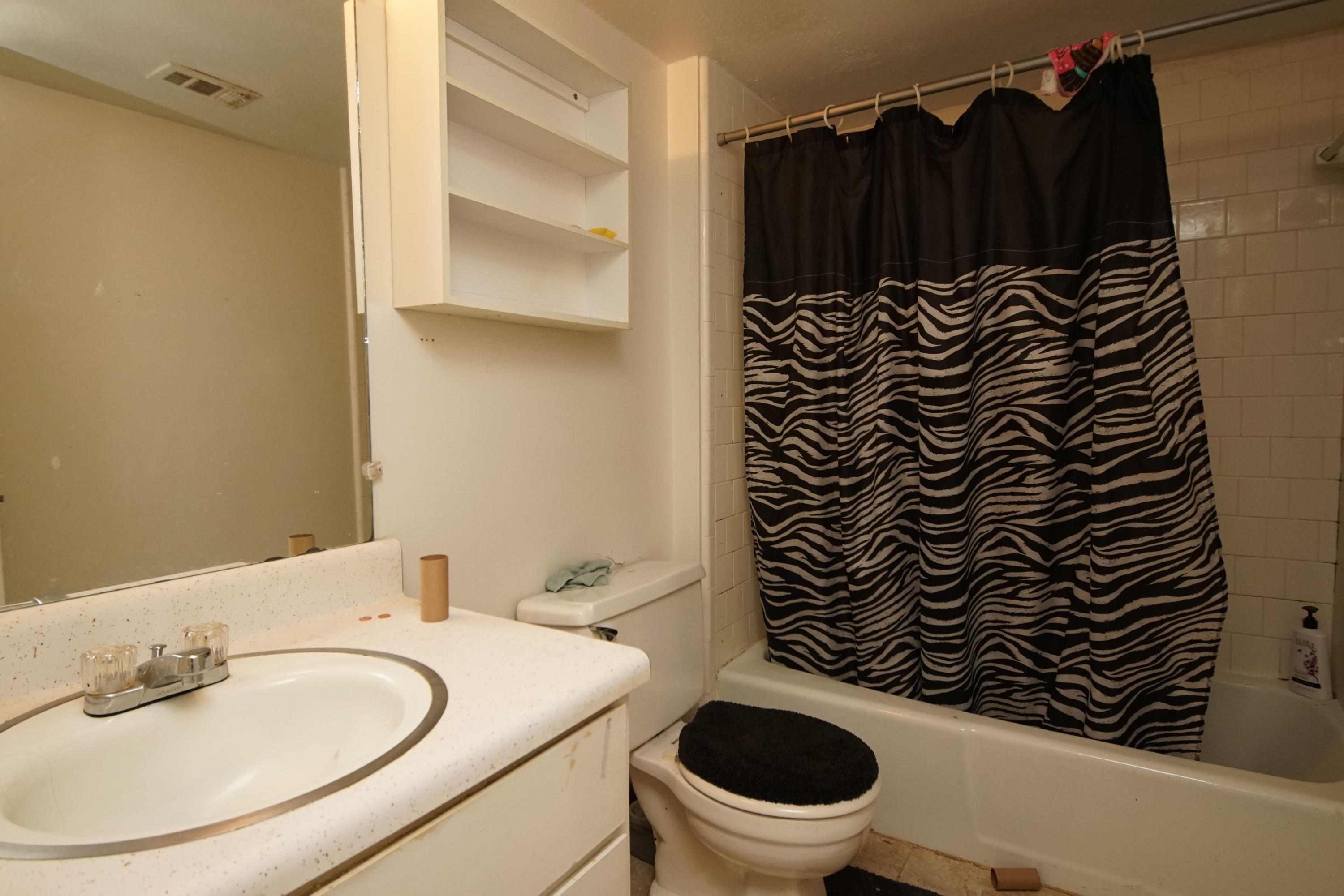 SPANISH VILLAS CONDO - Residential