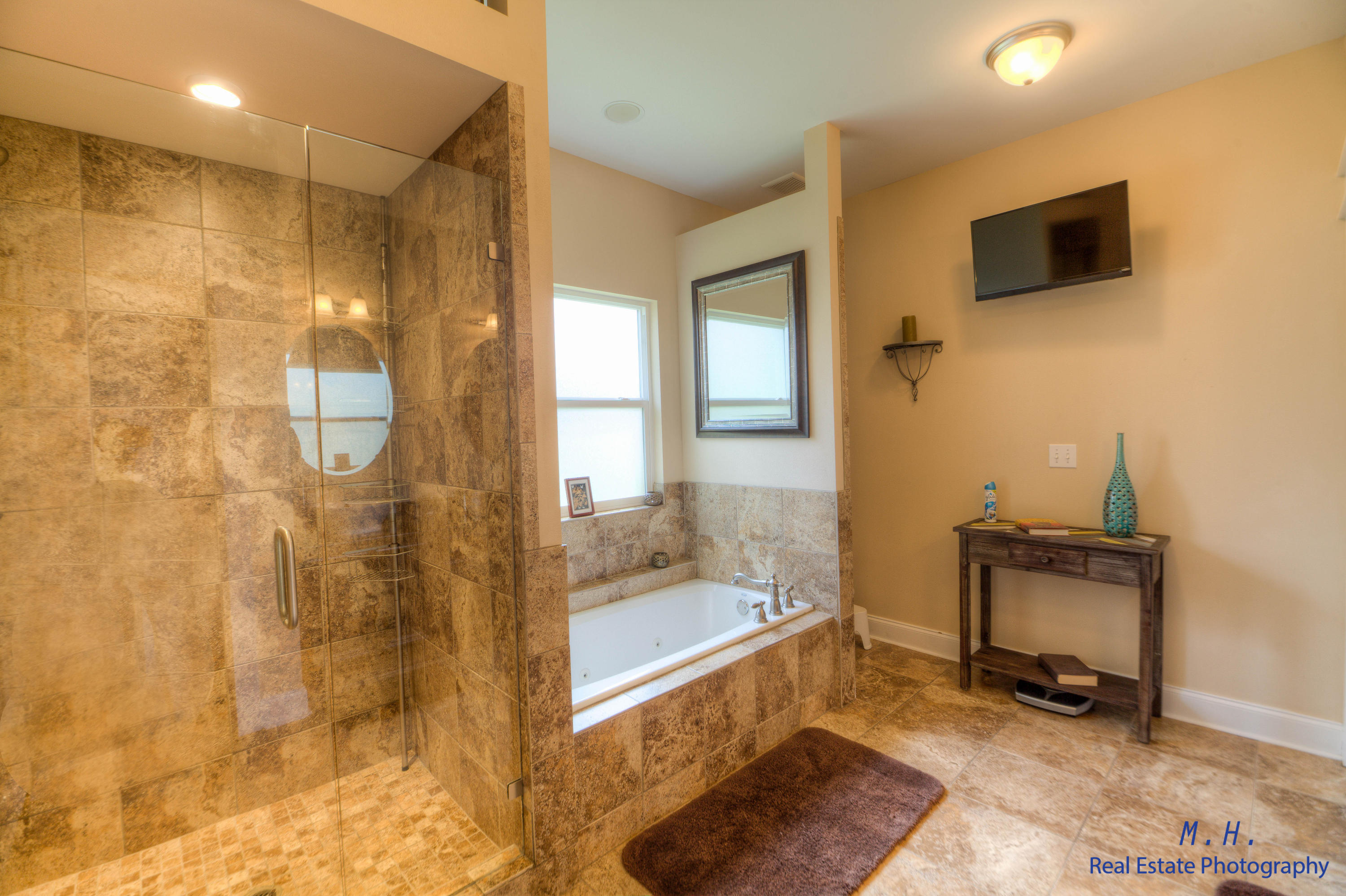 VALPARAISO P/C #6 - Residential