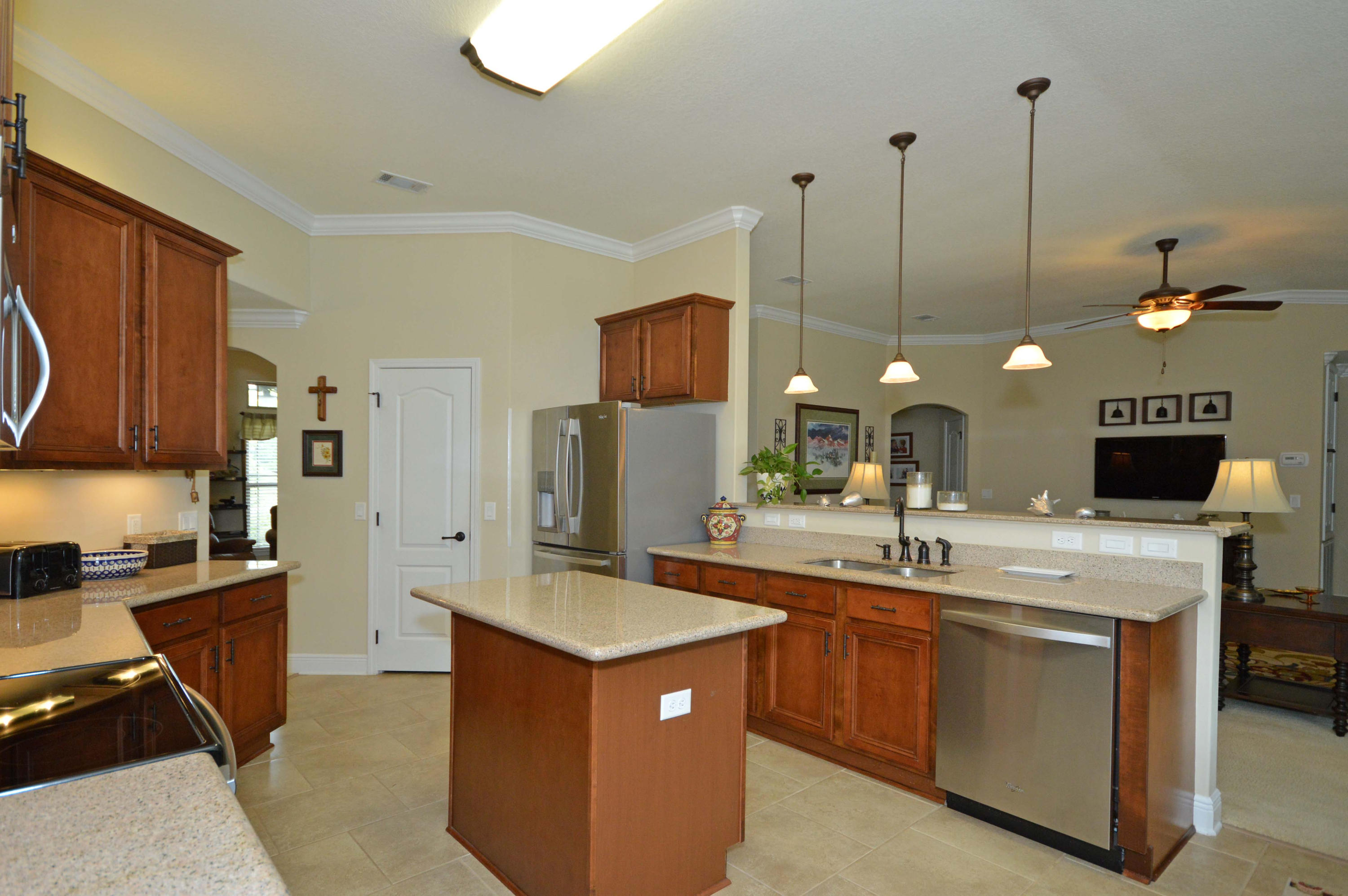 HOLLEY BY THE SEA - Residential