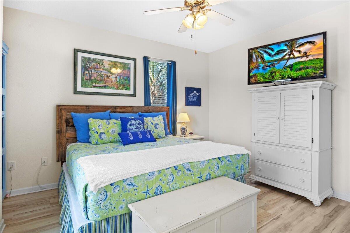 BEACH POINTE - Residential