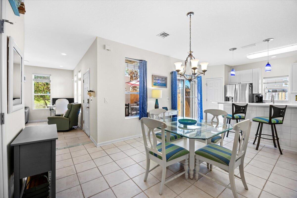 BEACH POINTE - Residential