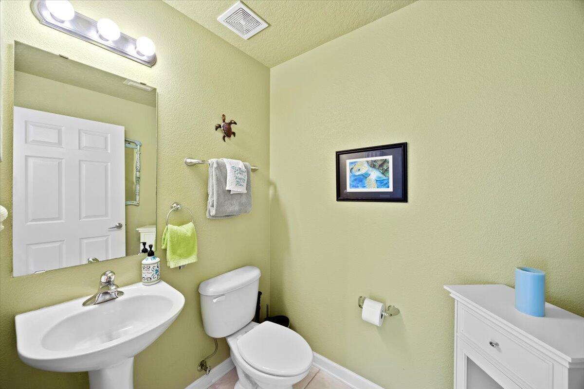 BEACH POINTE - Residential