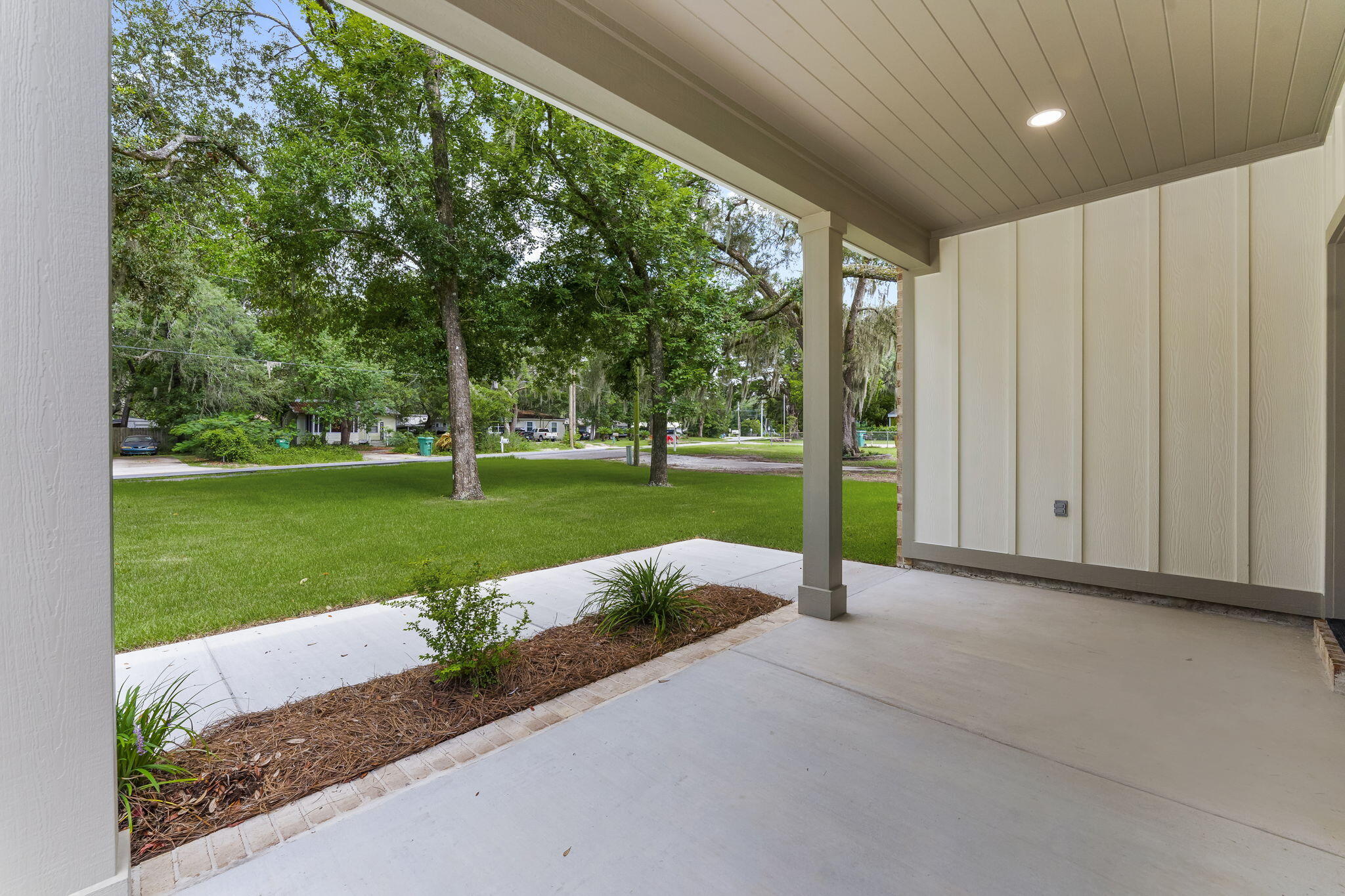GREY MOSS POINT S/D - Residential