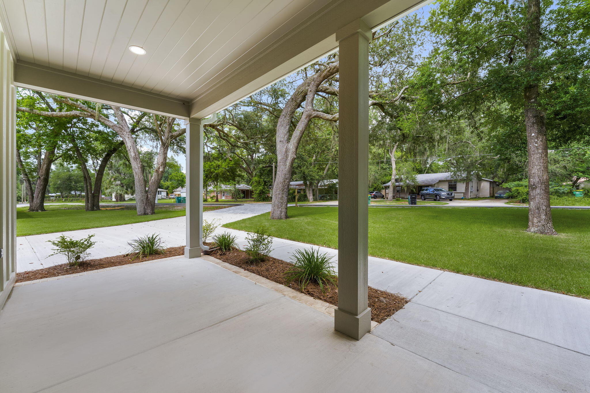 GREY MOSS POINT S/D - Residential