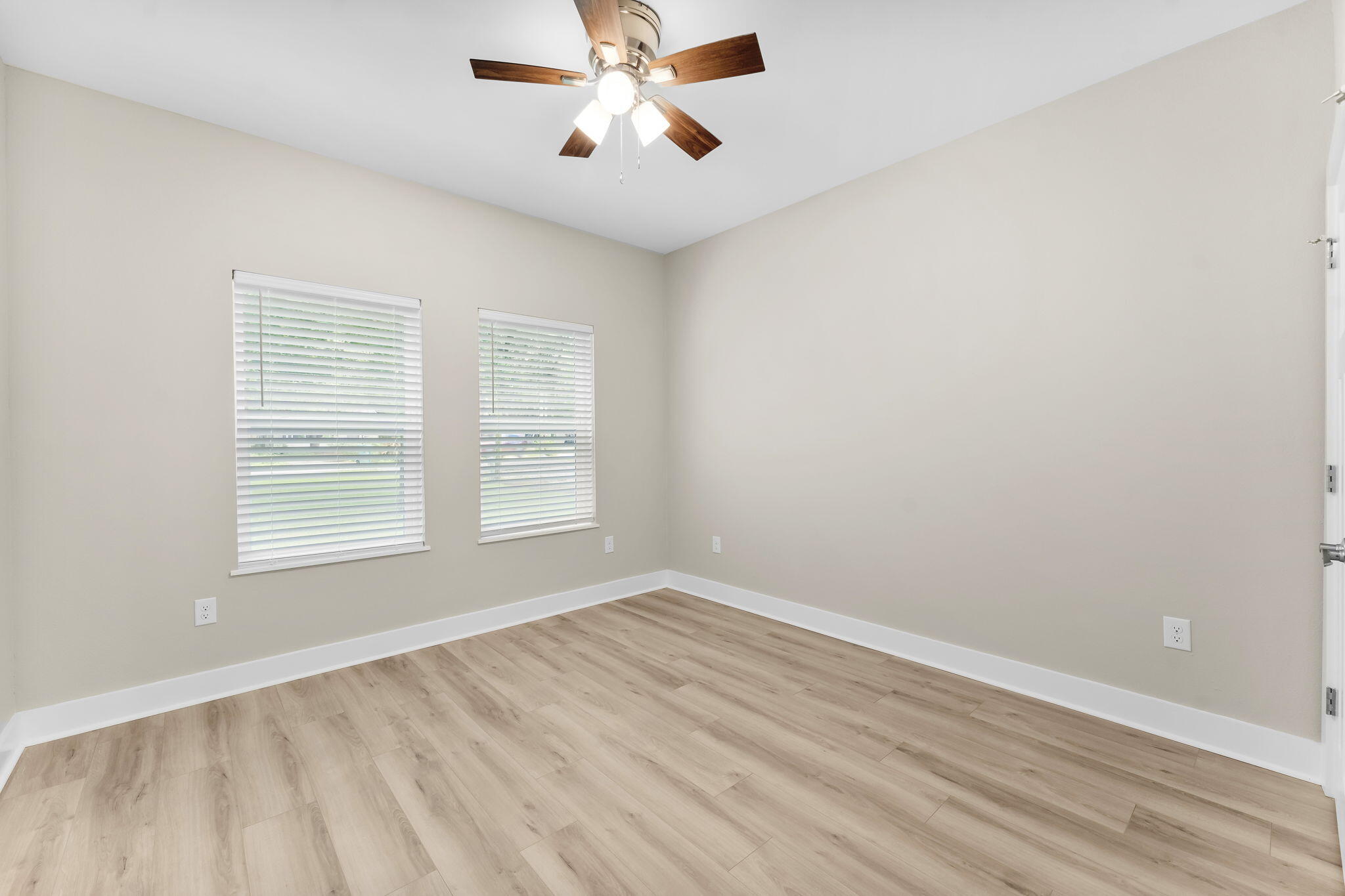 GREY MOSS POINT S/D - Residential