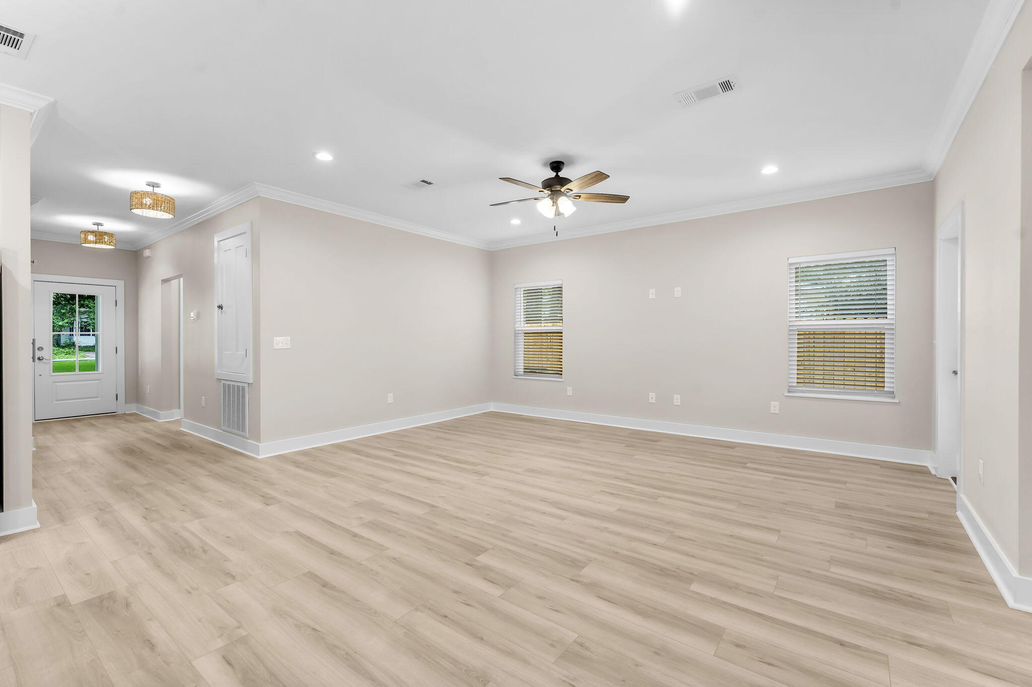 GREY MOSS POINT S/D - Residential