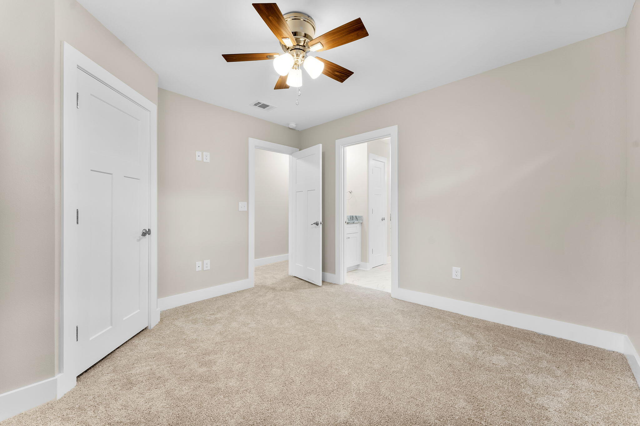 GREY MOSS POINT S/D - Residential