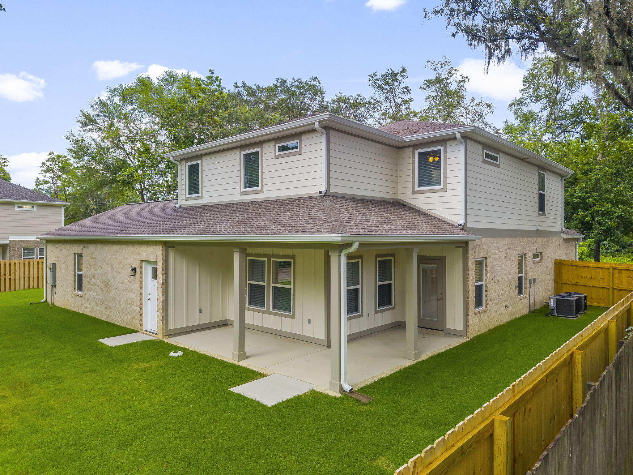 GREY MOSS POINT S/D - Residential