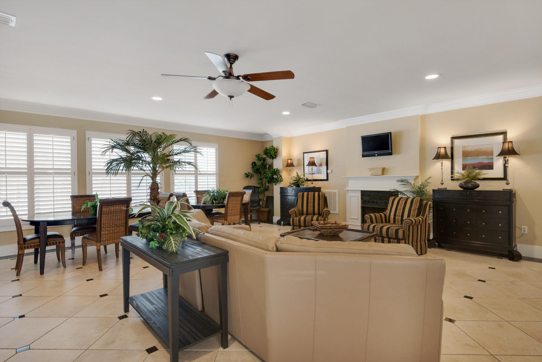 INDIAN LAKE - Residential