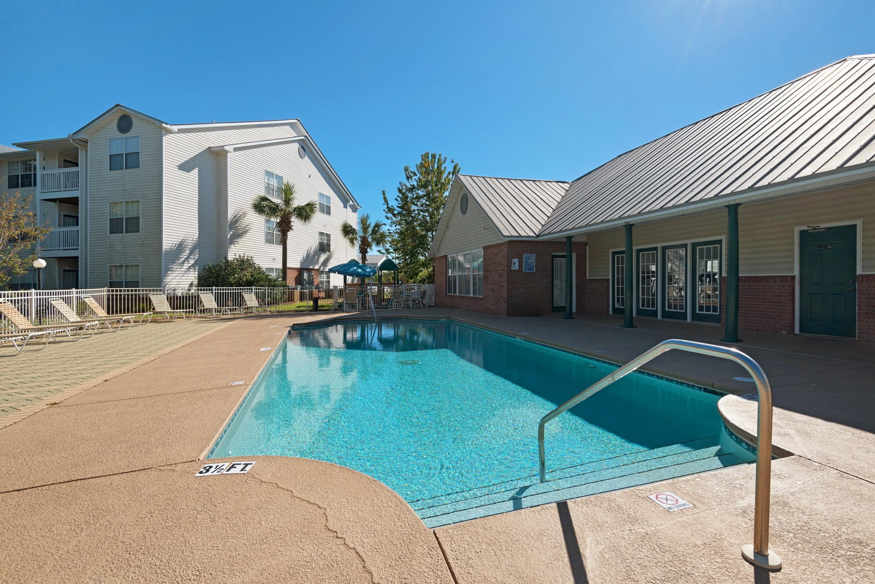 INDIAN LAKE - Residential